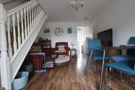 Skibereen Close 4.png