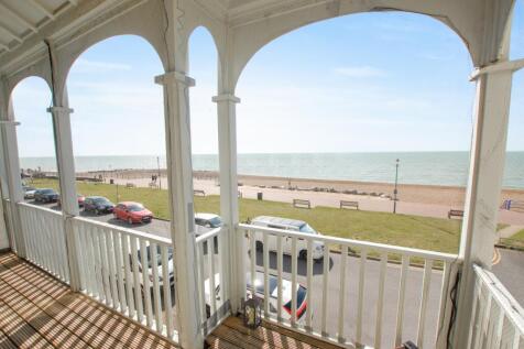 Hythe, CT21 - property photo