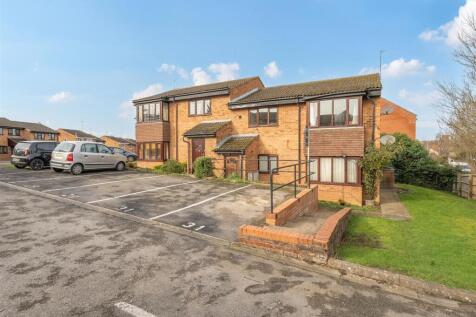 31 Southgate Drive, Towcester.jpg