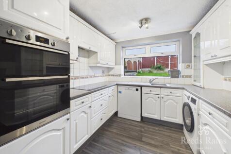 Christleton Close, Briercliffe, Burnley, Lancashire, BB10 photo 4