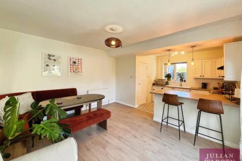 Parrs Wood Road, Withington, Manchester, M20 photo 4