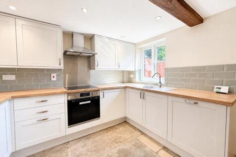 Newland, Witney, Oxfordshire photo 4