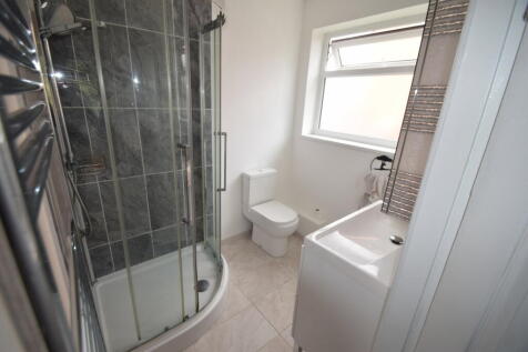 Stockport Road, Cheadle, SK8 2DP photo 4