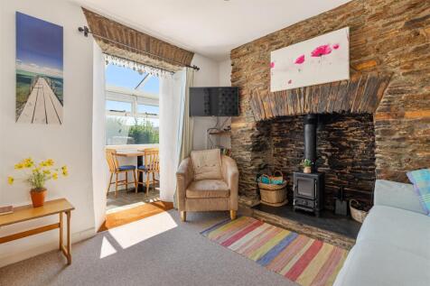 A11 - 5, Kingsbridge, New Buildings South Milton -