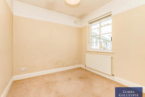 Capel Gardens, Pinner, HA5 photo 3