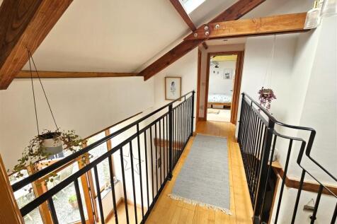 Galleried Landing.jpg