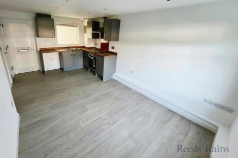 Gloucester Grange, Newcastle, Staffordshire, ST5 photo 3