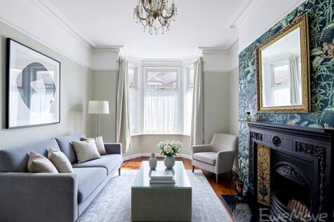 Suggested furnishings