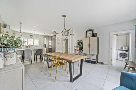 1329068-15-688111...