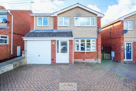 Front od house 1....