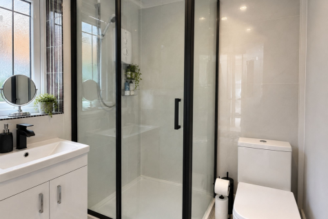 Outbuilding Shower Room