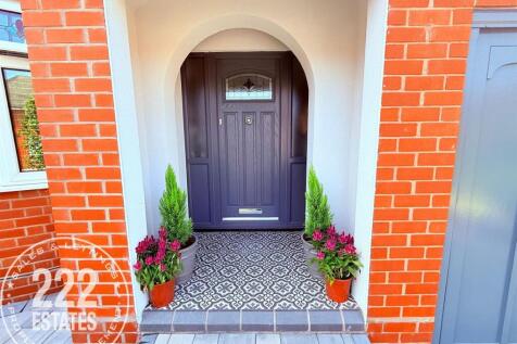 PHOTO-2025-08-15-12-54-41 (1).jpg