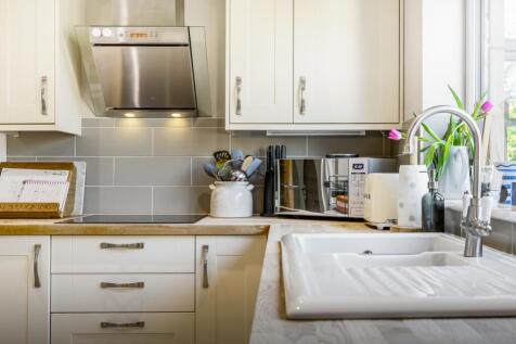 3 Home Court (Wellingore)-24