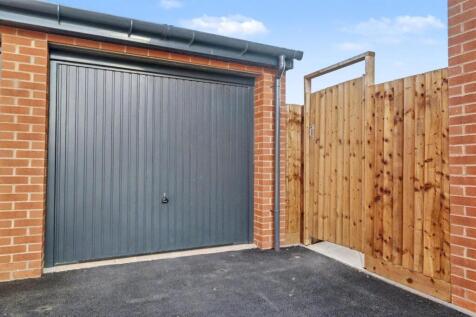 Single Garage