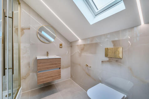 1371904-9-68fba4d...