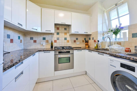 2-bed flat on Whitgift Street, Vauxhall, London, SE11, £2,400/mo