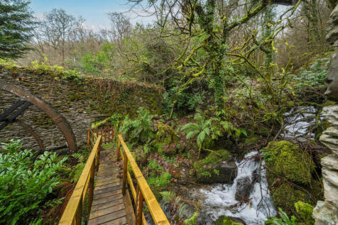 1383029-16-6929c0...