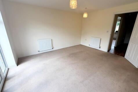Olive Way, Red Lodge, Bury St. Edmunds photo 4