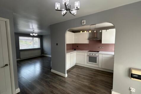 New Bank Street, Morley, Leeds, West Yorkshire, LS27 photo 3
