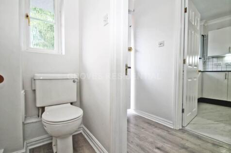 Archdale Place, New Malden, KT3 photo 4