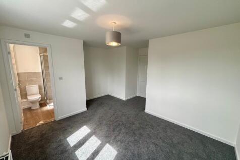 Violet Street, Lakenheath, BRANDON photo 4