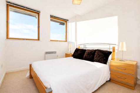 bedroom bothew2