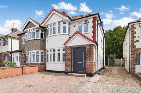 WILLOW GARDENS, 44.jpg