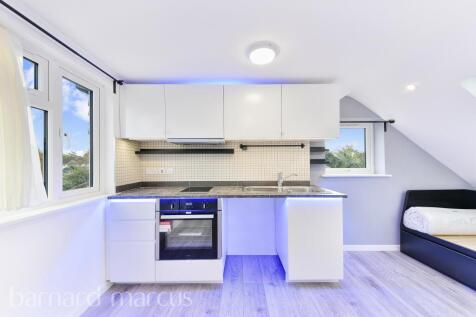 Sunbury Way, Hanworth, FELTHAM photo 4