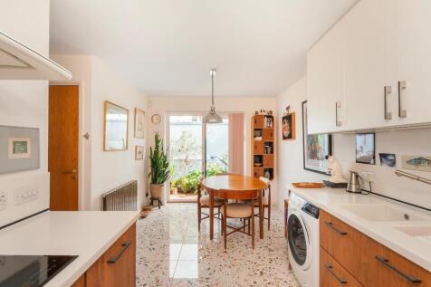 0C7CRE - Kitchen Diner F.jpg