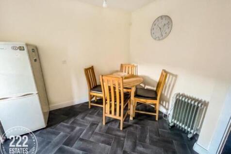 Regency Square, Warrington photo 5