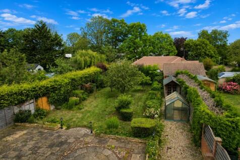 GARDEN 1 
