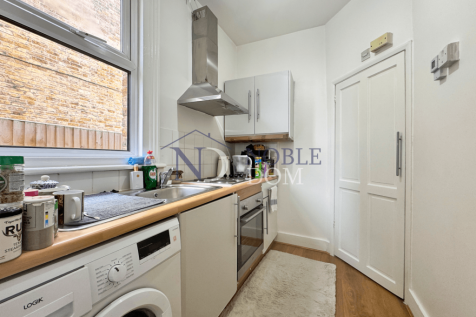 GROUND FLOOR STUDIO FLAT IN HOUNSLOW