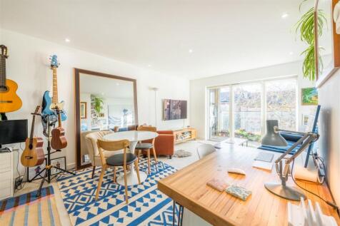 Flat 26 Park House-5.jpg