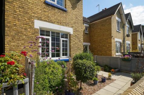 Front Garden.jpg