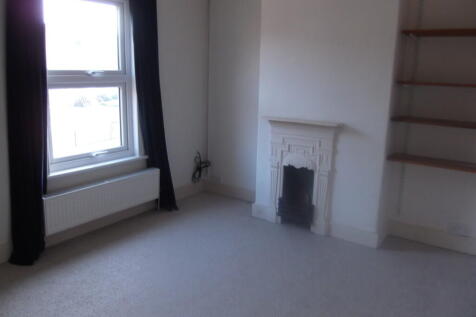Fishers Green Road, Stevenage photo 4