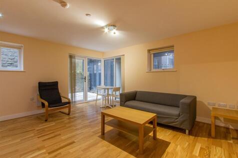 Churchill Villas 35-4.jpg