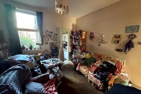 sitting room.jpg