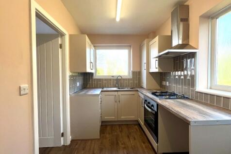 Hollins Avenue, Hyde, Greater Manchester, SK14 photo 4