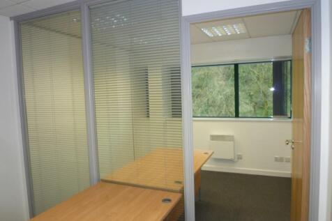 Office to rent Image 7