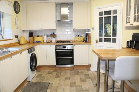 Fitted Kitchen