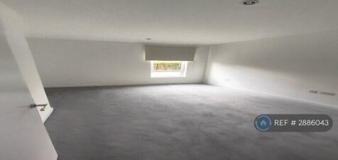 Dowding Drive, London, SE9 photo 4