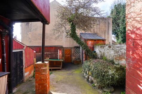 Property Image 9