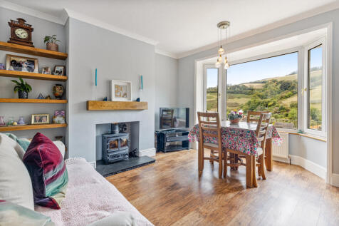 11 Dining Room 7 Broad Park Dartmouth - 250919