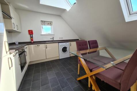 5 Lantern Court, High Street, Ely photo 4