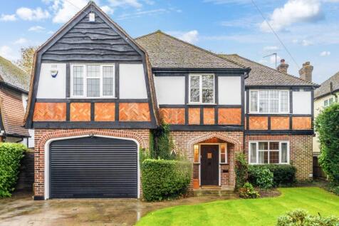 LONGCROFT AVENUE (2).jpg