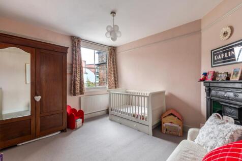 79 Esmond Road Ph6.jpg