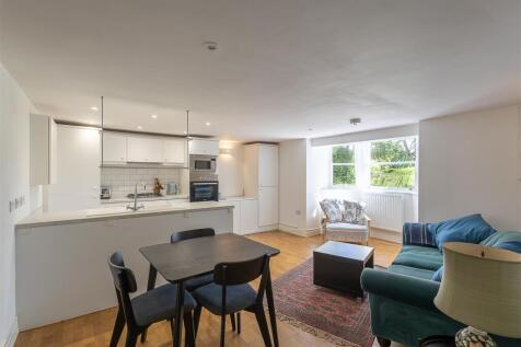 Open Plan Reception
