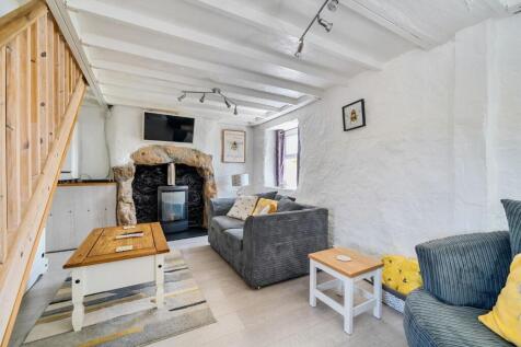 Bumblebee Cottage 2.jpg