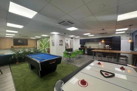 Business Park to rent Image 3