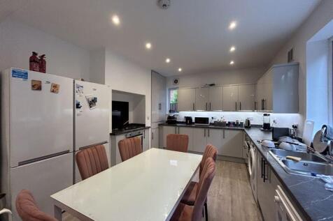Harrington Drive, Nottingham photo 3